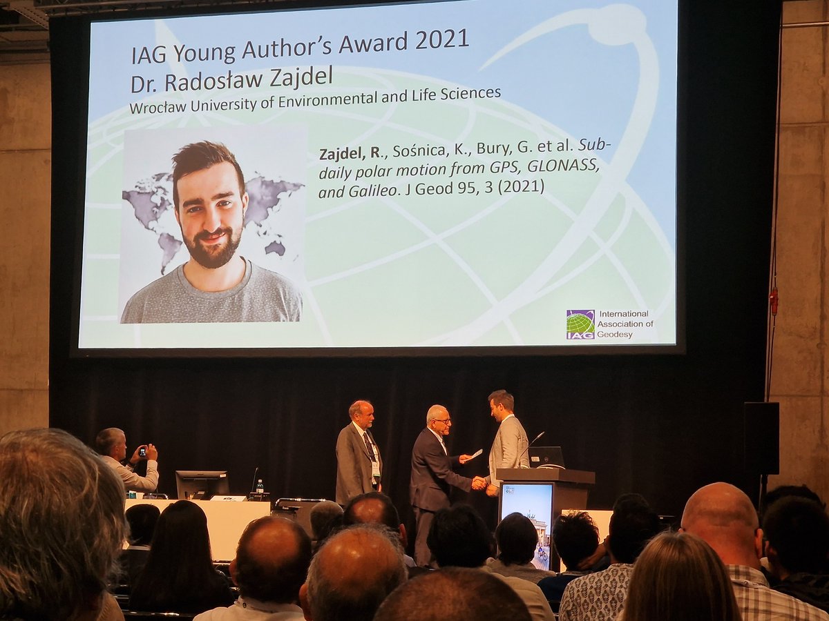 sosnica's tweet photo. Dr Radosław Zajdel awarded by the International Association of Geodesy for the best paper in Journal of Geodesy in 2021: "Sub-daily polar motion from #GPS, #GLONASS, and #Galileo" https://t.co/8Gqj7qT1fm. Congratulations! #GGOS, #geodesy, #IAG https://t.co/yejyjGNzH3