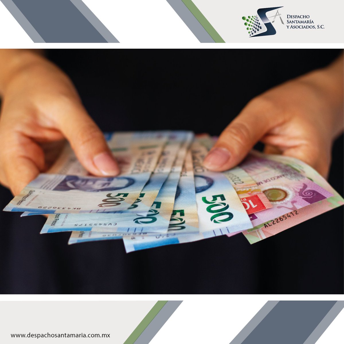 DSA_Santamaria's tweet photo. ¿Sabías que las multas por violación de la “Ley Antilavado” van de $20,778.00 a $1,037,400.00 y hasta $6´743,100.00?

Consulta INFOEMPREDSA 45
https://t.co/oGz1mXklmL

Te ofrecemos un asesoramiento integral para evitar multas, contáctanos.

#LeyAntilavado2023 #MultasLavadoDinero https://t.co/hA58ChsWhC