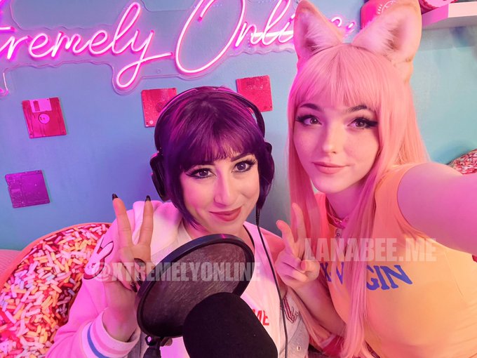 Got that official @xtremely0nline merch babeyyyy 😈💜 make sure to check out my episode with them!! https://t<a class="tags" target="_blank" title="On Twitter" href="/?out=eyJ0eXAiOiJKV1QiLCJhbGciOiJIUzUxMiJ9.eyJpYXQiOjE3MTk5ODg5NDAsImlzcyI6InR3cG9ybnN0YXJzLmNvbSIsIm5iZiI6MTcxOTk4ODk0MCwiZXhwIjoxNzUxNTI0OTQwLCJyZWRpcmVjdF91cmwiOiJodHRwczovL3R3aXR0ZXIuY29tL3h0cmVtZWx5MG5saW5lIn0.K_P_W1IQrx0TCSEfNy6gXEHZpOKHm_J9F5uNplY2Q8aUTvcLnGlfgdbnpQZKYwcDFuDFJ9O8CnAj1TvJPByh7w">@xtremely0nline</a>