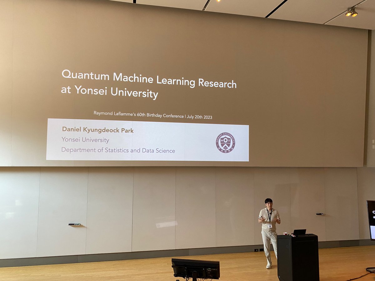 FFelicis97's tweet photo. Day 2 of #Laflamme60 conference is in full swing!  
Daniel Park tells us about Quantum Machine Learning Research at Yonsei University. https://t.co/r6tlCvXq0d