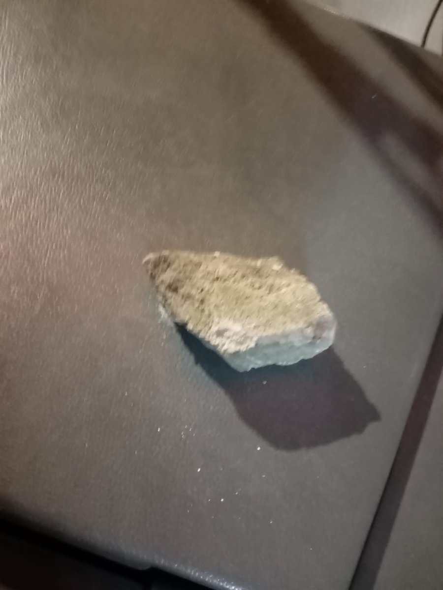 CodelEste's tweet photo. 19/7/23 Pedreas en 18 de Mayo. 
Fotos enviadas por una pasajera que viajaba en ese momento.
Es la segunda en lo que va de esta semana. https://t.co/nBVqEmjScN
