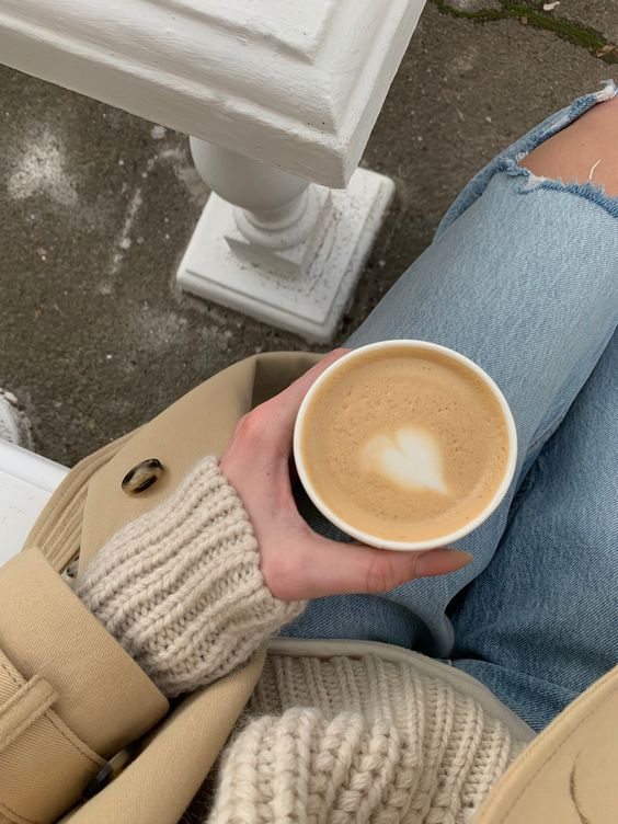 liIacdaisy's tweet photo. coffee please https://t.co/4OcgowfV2u
