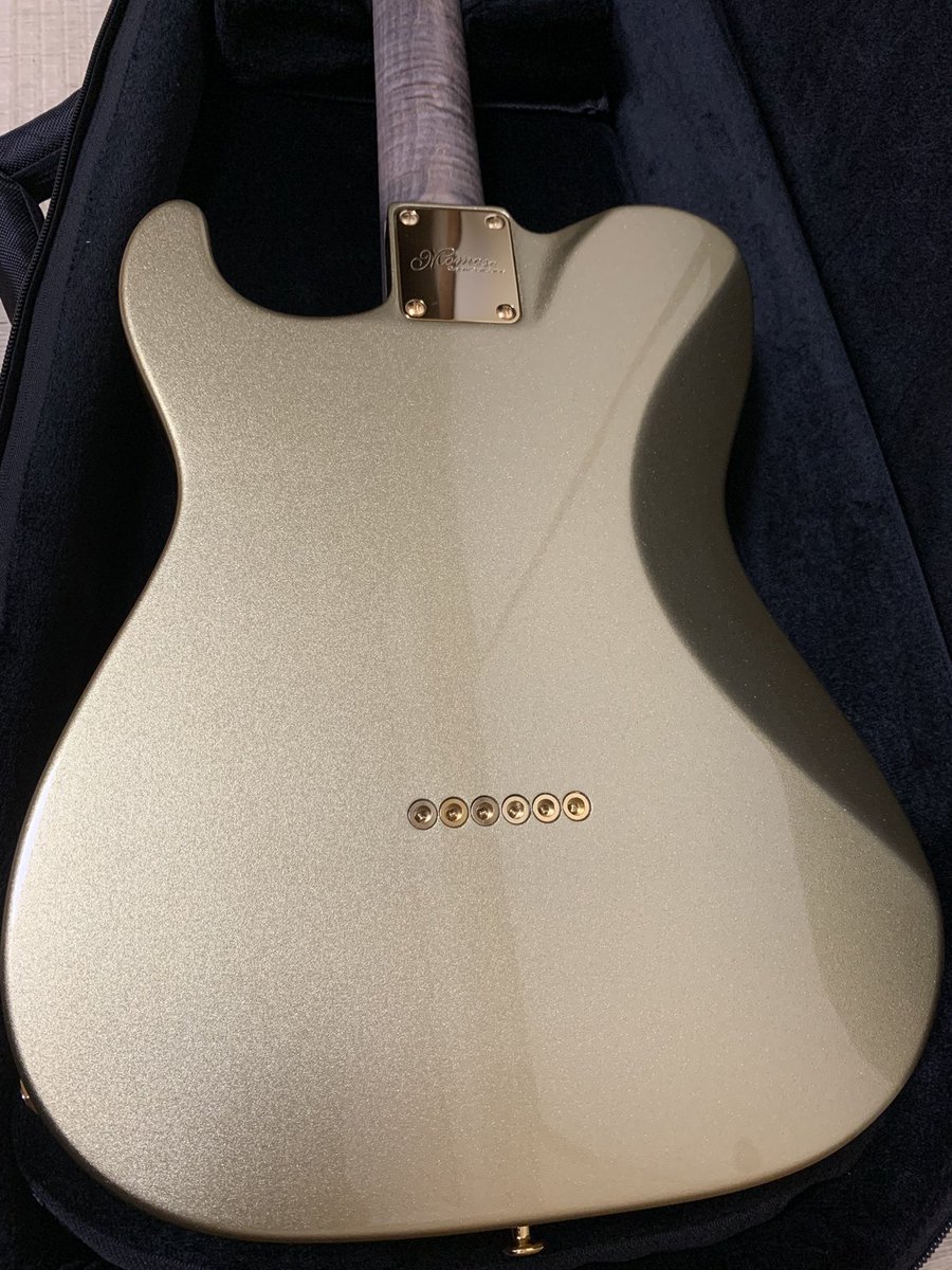 TOM16039221's tweet photo. 1⃣️9⃣️ momose MT-Premium 花小纹

#momose #电吉他 #吉他 #Guitar #guitar #エレキギター #ギター https://t.co/QgKpy3nEHF