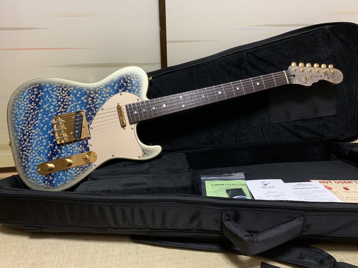 TOM16039221's tweet photo. 1⃣️9⃣️ momose MT-Premium 花小纹

#momose #电吉他 #吉他 #Guitar #guitar #エレキギター #ギター https://t.co/QgKpy3nEHF