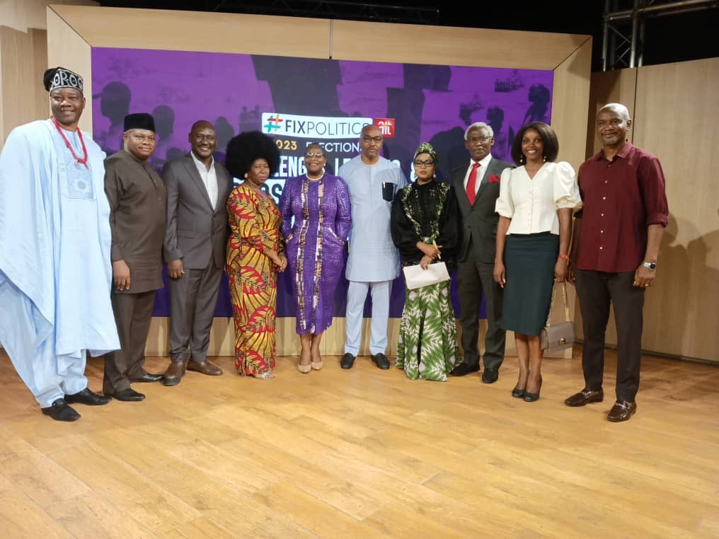 Today with ⁦@auwal_musa⁩ ⁦@8Wells⁩ Chinenye Mba-Uzoukwu, @jideojo @ene_obi moderated by ⁦@IjeOsamor⁩ & ⁦@KayodeAkintemi⁩ ⁦@fixpoliticsnig⁩ 4th Dialogue Sessions ⁦@AIT_Online⁩ . Did I learn loads from these brilliant minds? We will be fine!✍🏾