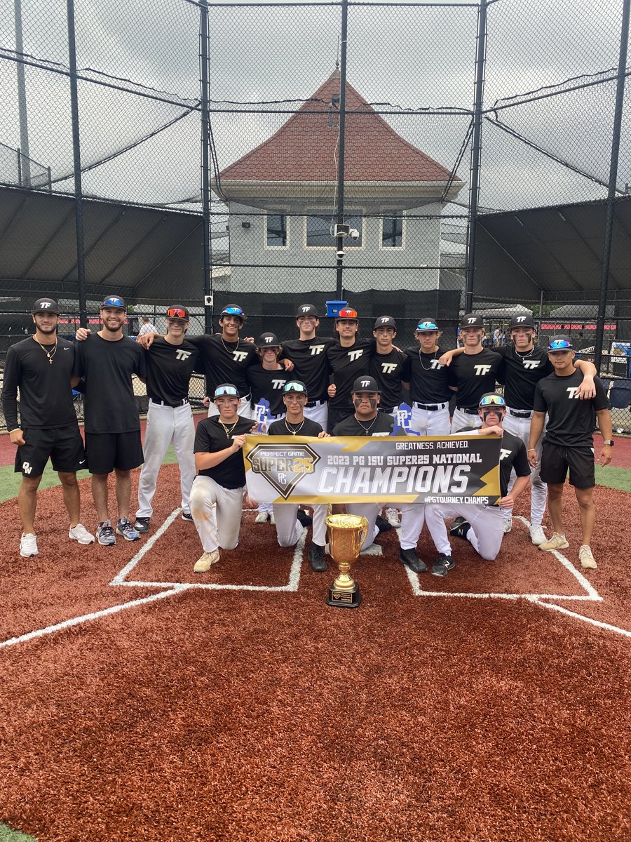 PGMidAtlantic's tweet photo. 2023 15u PG Super25 National Championship

🥇Champion: Team Francisco Notorious 9 Select 15u
🥈Finalist: Long Island Elite Roche
🏅MVP: Michael Empaynado
🏅MVPitcher: Santino Capozolla https://t.co/Ic35Itc8uQ