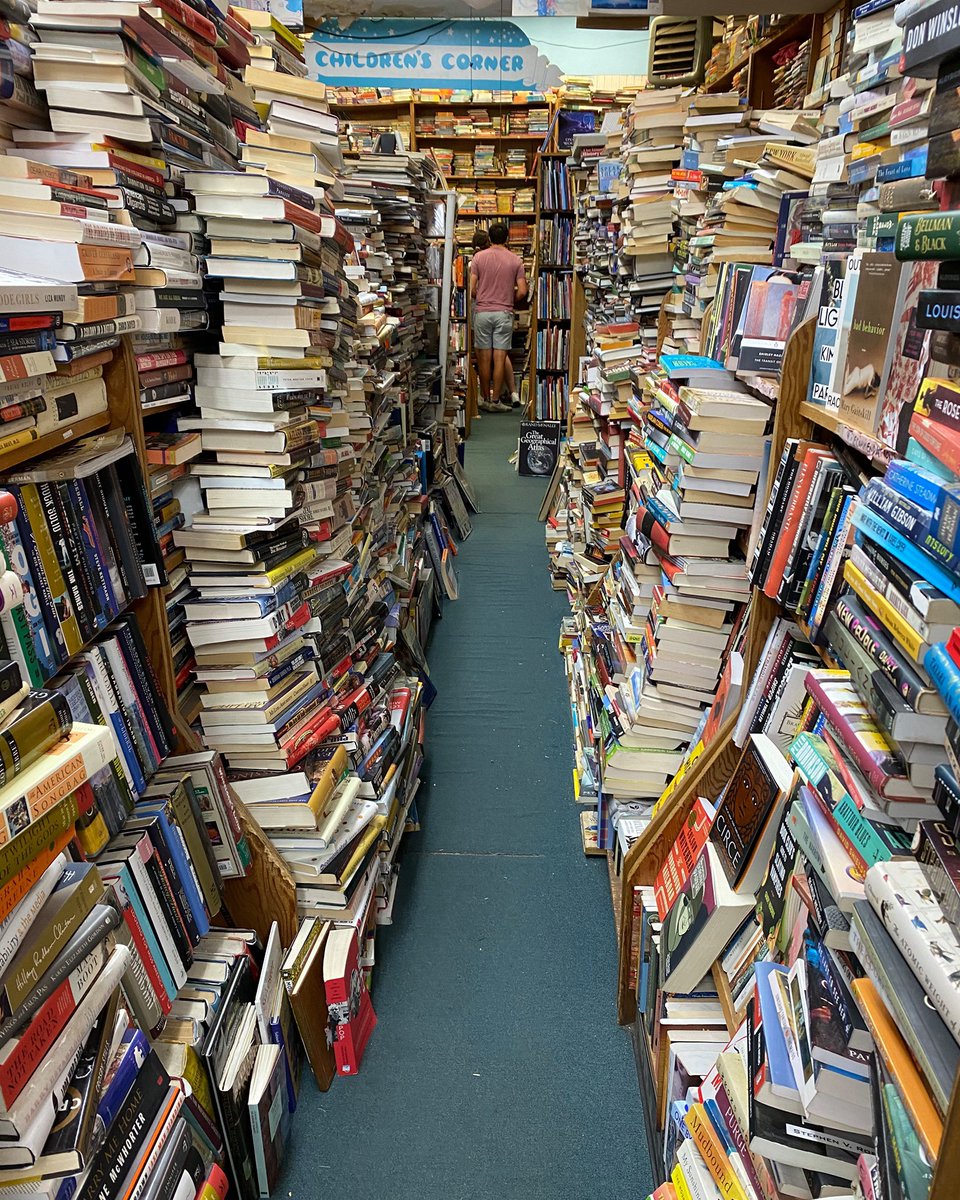 This bookstore in Nyack NY looks a little like my mess of an office. I managed to while away a couple of hours until my husband followed the bread crumbs and found me.