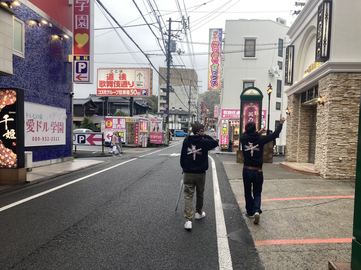 soa_via's tweet photo. @cyyyyy_x9 @windy_gyl 仲良くソープ旅した者同士なんじゃけ
もっと攻めれるじゃろ← https://t.co/KOk7LEIics