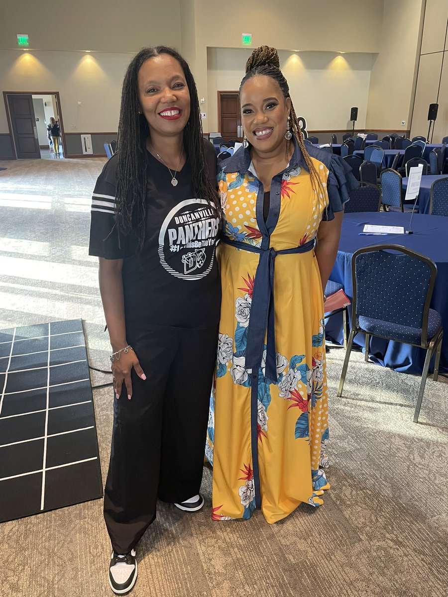 Mrs. S. Miller (@mrs_miller78) on Twitter photo Leadership takes Trust, Accountability, and Responsibility. #LETTHISBETHEYEAR <a href="/BogarLaurance/">Laurance Bogar M.Ed. Speaker</a> <a href="/DuncanvilleISD/">Duncanville ISD</a> Leadership takes Trust, Accountability, and Responsibility. #LETTHISBETHEYEAR <a href="/BogarLaurance/">Laurance Bogar M.Ed. Speaker</a> <a href="/DuncanvilleISD/">Duncanville ISD</a>
