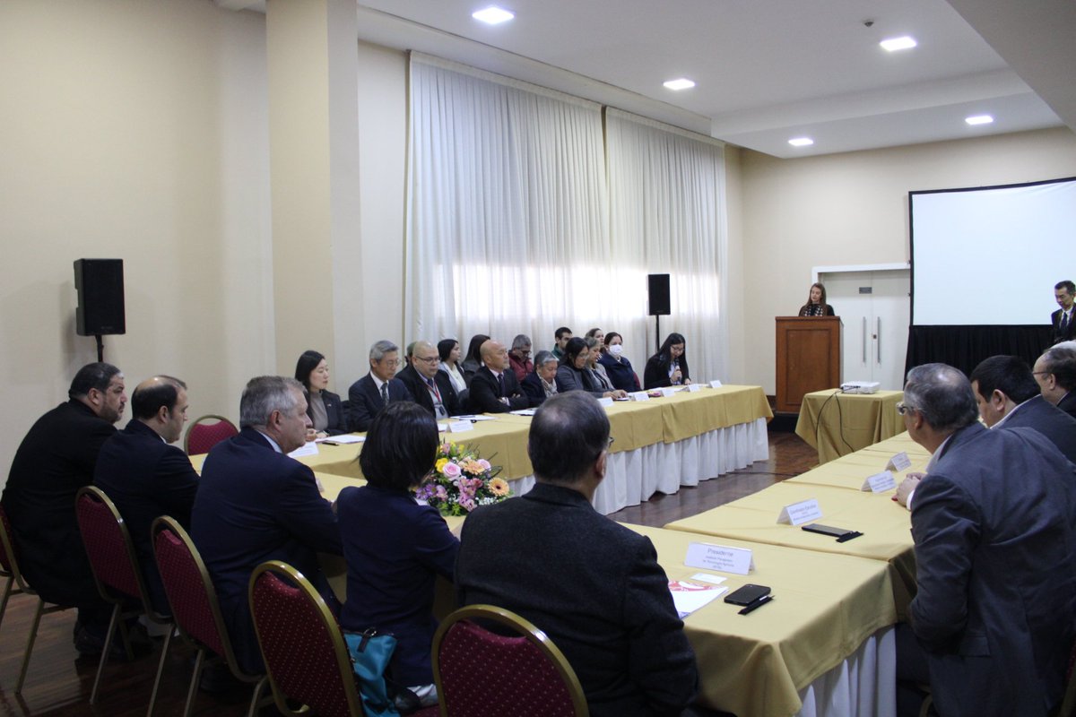 SENAVEParaguay's tweet photo. En el marco de sexta reunión del Comité de Coordinación Conjunta (JCC), autoridades del Gobierno Nacional y de la #JICA, presentaron ayer un informe de los resultados del Proyecto para el Mejoramiento de Rubros Agrícolas de Exportación #INOPAR, durante el periodo 2017-2023. https://t.co/cFd4XKzkcW