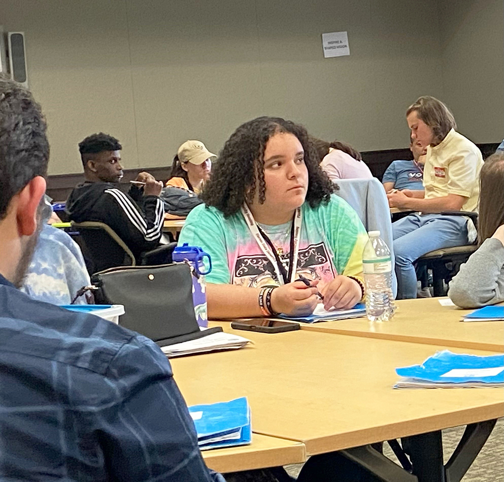 Abletrust's tweet photo. #TBT to last week's Florida Youth Leadership Forum at FSU! VR techs Michelle and Sheryl did a great job prepping the students for job interviews, and our volunteers enjoyed conducting mock interviews with these future professionals. @FloridaYLF @EducationFL #YLF #FloridaHSHT https://t.co/EzXldwgVHU