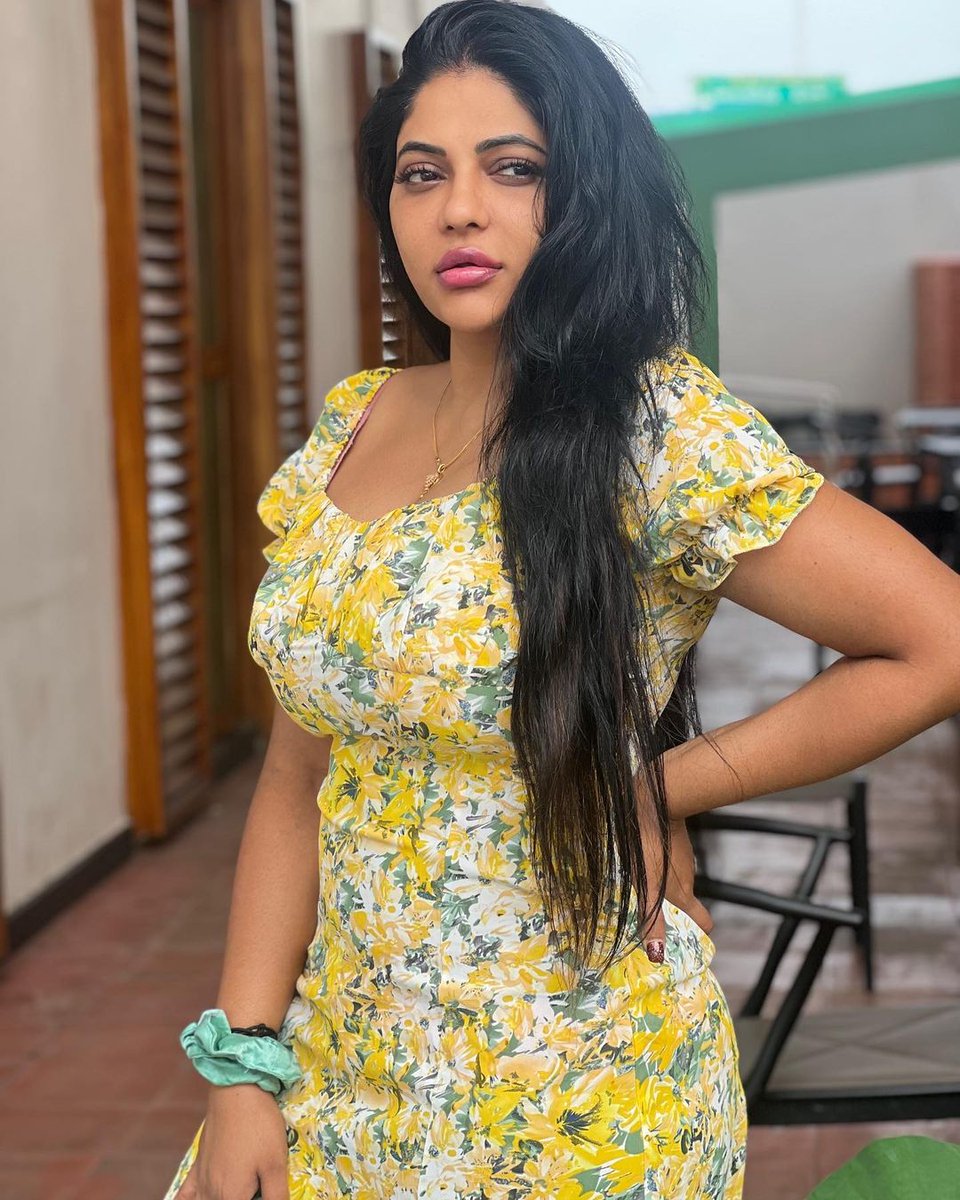 DreamerT96's tweet photo. #Reshma
Kolutha katta 😍🥰 https://t.co/YdeIxFP39L