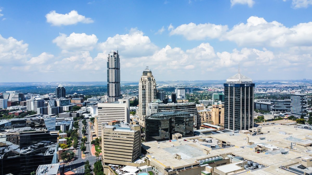 BlackDigitalMag's tweet photo. Why Africa is becoming the next serious player in the global entrepreneurship landscape.

🔗: https://t.co/zixuj6Tsgs 

#Johannesburg #Africa #Global #Business #Entrepreneurship #BlackDigitalMagazine #BlackDigital https://t.co/sxeW9kvhcO