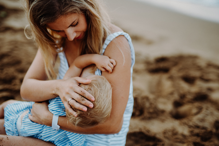 Ever heard of laid-back #breastfeeding? 👀

This comfortable position is likely to be the one you'll use as soon as your baby arrives 🤱

Read more about it here 👉 theconsciousparent.co.uk/laid-back-brea…

#FirstTimeMum #NewMum #NewParent