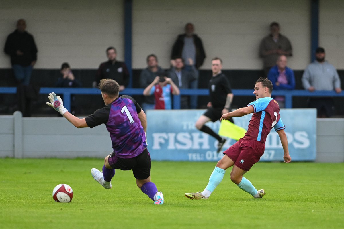 📹 Player: We catch up with attacking midfielder Cameron Wilson, who has four goals to his name this pre-season so far, ahead of the home pre-season encounter against Doncaster Rovers at the weekend 👉 scunthorpe-united.co.uk/news/2023/july…

#UTI #IRON