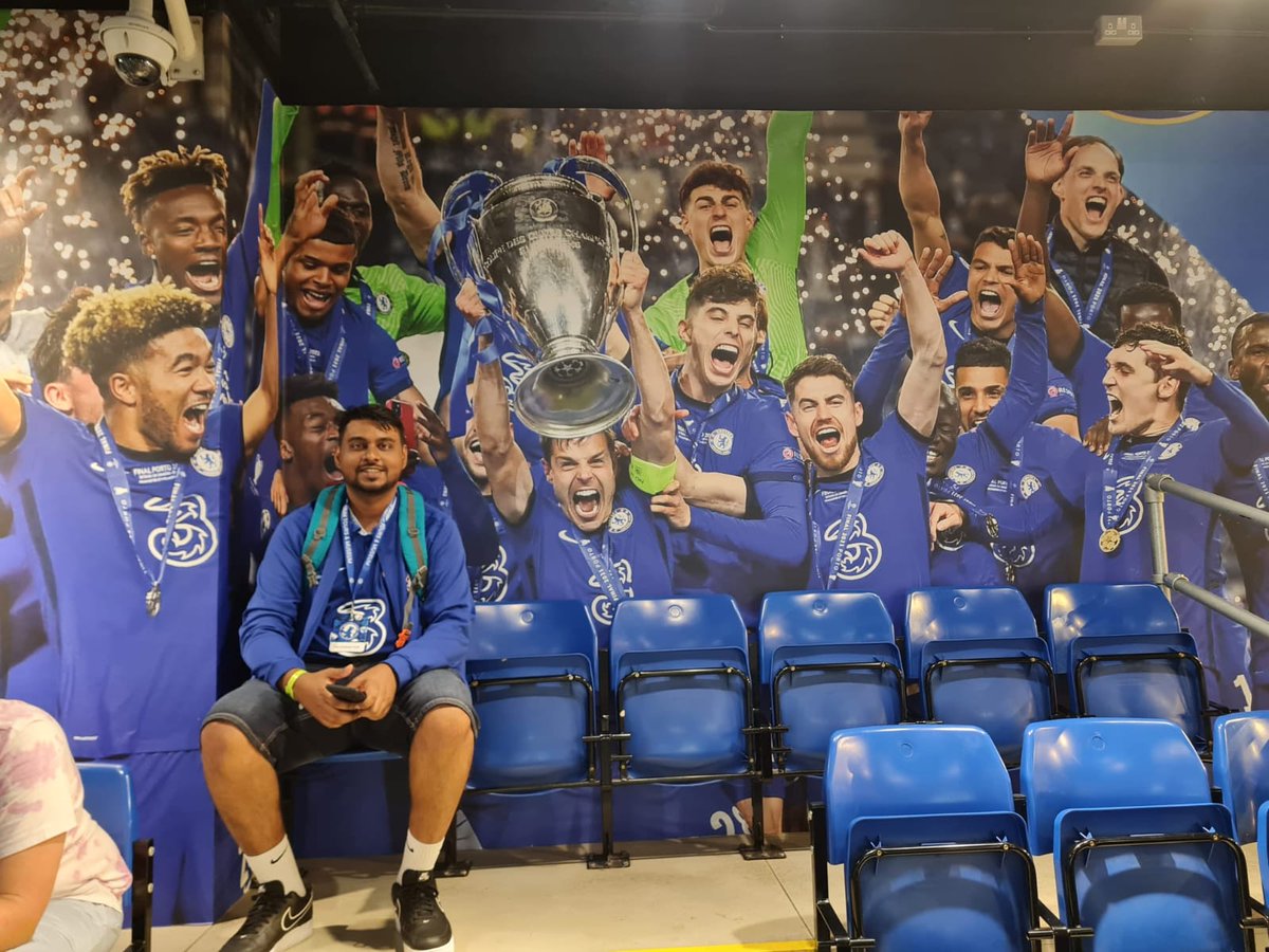 ChelseaIndia's tweet photo. A dream come true for the Blues from Valsad ๐
CISC Valsad members Angie Fernandes and Saisten Jesus were at the Bridge last day and had the best time of their life at our home ๐ฅณ
#CFC #ChelseaIndia #CISCGlobal https://t.co/C86AK7JotU