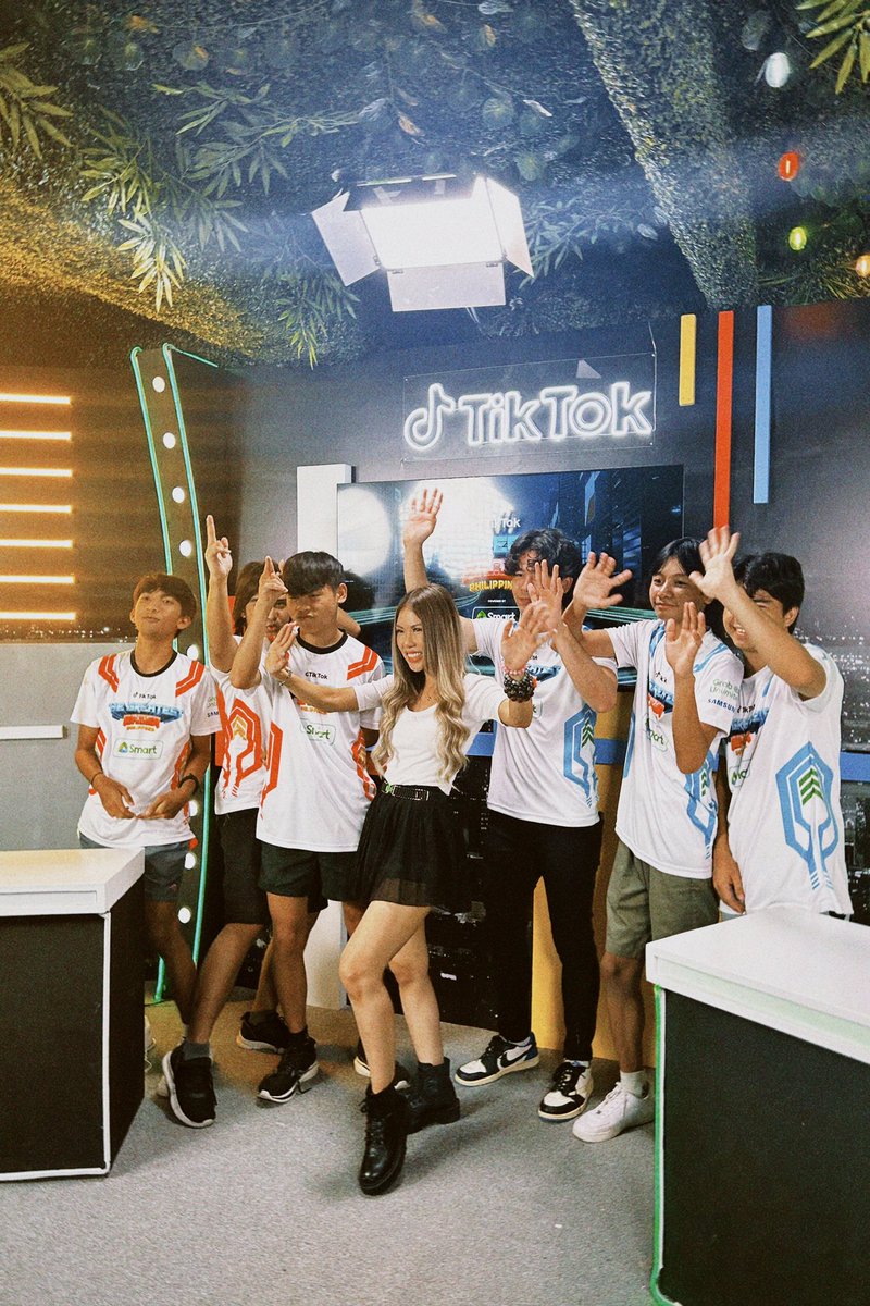 GreatestGamerPH's tweet photo. Pabilisan? Magaling ang players natin diyan! 💨👌

@livesmart @grabph @samsungph @omegaesportsph @mlbb_philippines @tiktok_philippines @missMaraAquino https://t.co/JSQ2yPNoTT
