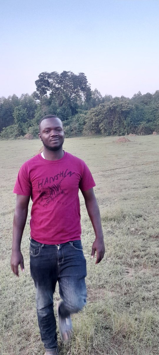 MusokeMutebi's tweet photo. Call for smile lectures https://t.co/0v7e7jTZna
