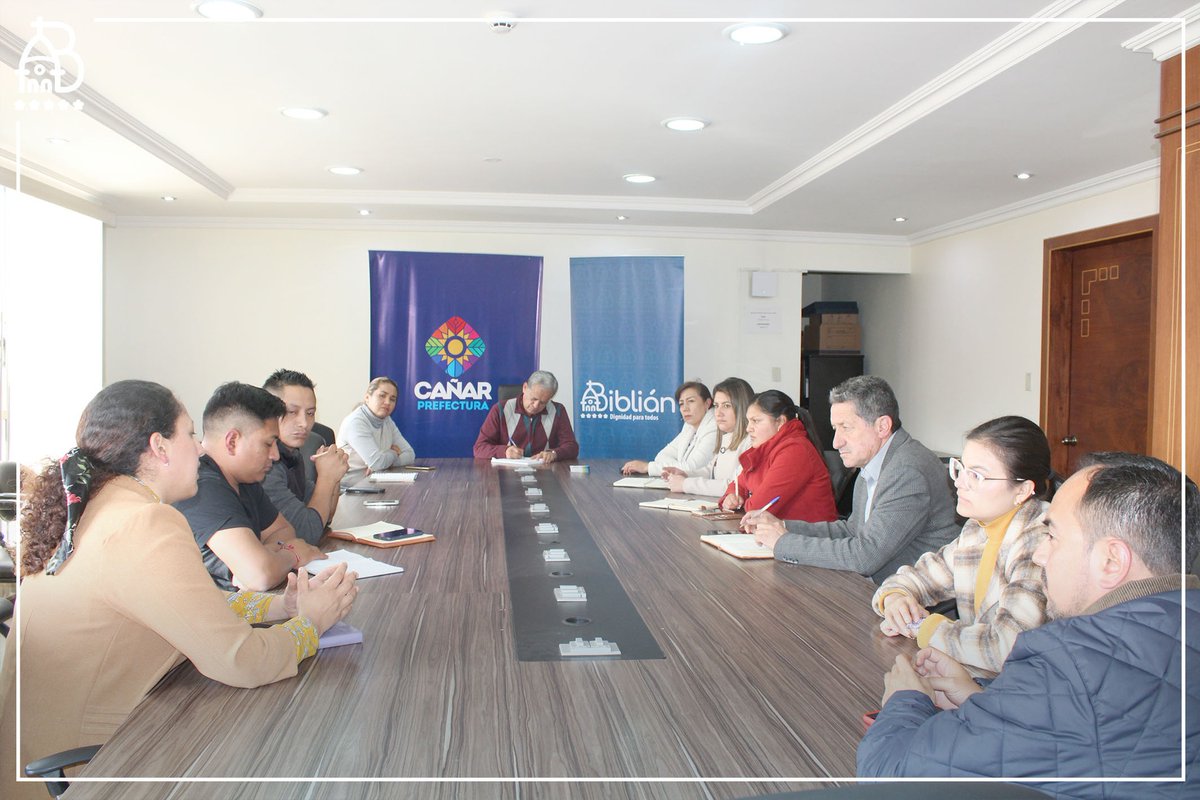GADBiblian's tweet photo. La alcaldesa de #Biblián @ameliaidrovo, los concejales y presidentes de los GADS Parroquiales de #Nazón, #Jerusalén, #Turupamba y #Sageo, gestionan varios proyectos de desarrollo cantonal en la @PrefecturaCanar https://t.co/Yj2R0kB9O9
