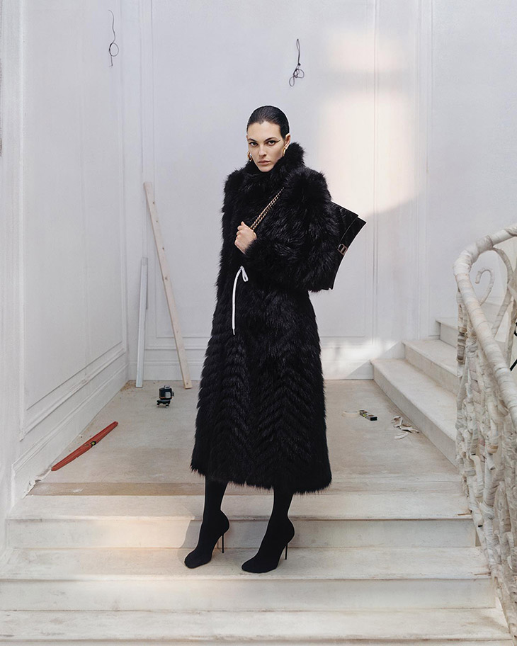 designscene's tweet photo. Photographer #TylerMitchell captured #Balenciaga's Winter 2023 campaign starring #Vittoria Ceretti and more: https://t.co/VNJGht8WbA https://t.co/OOXy3uFKng