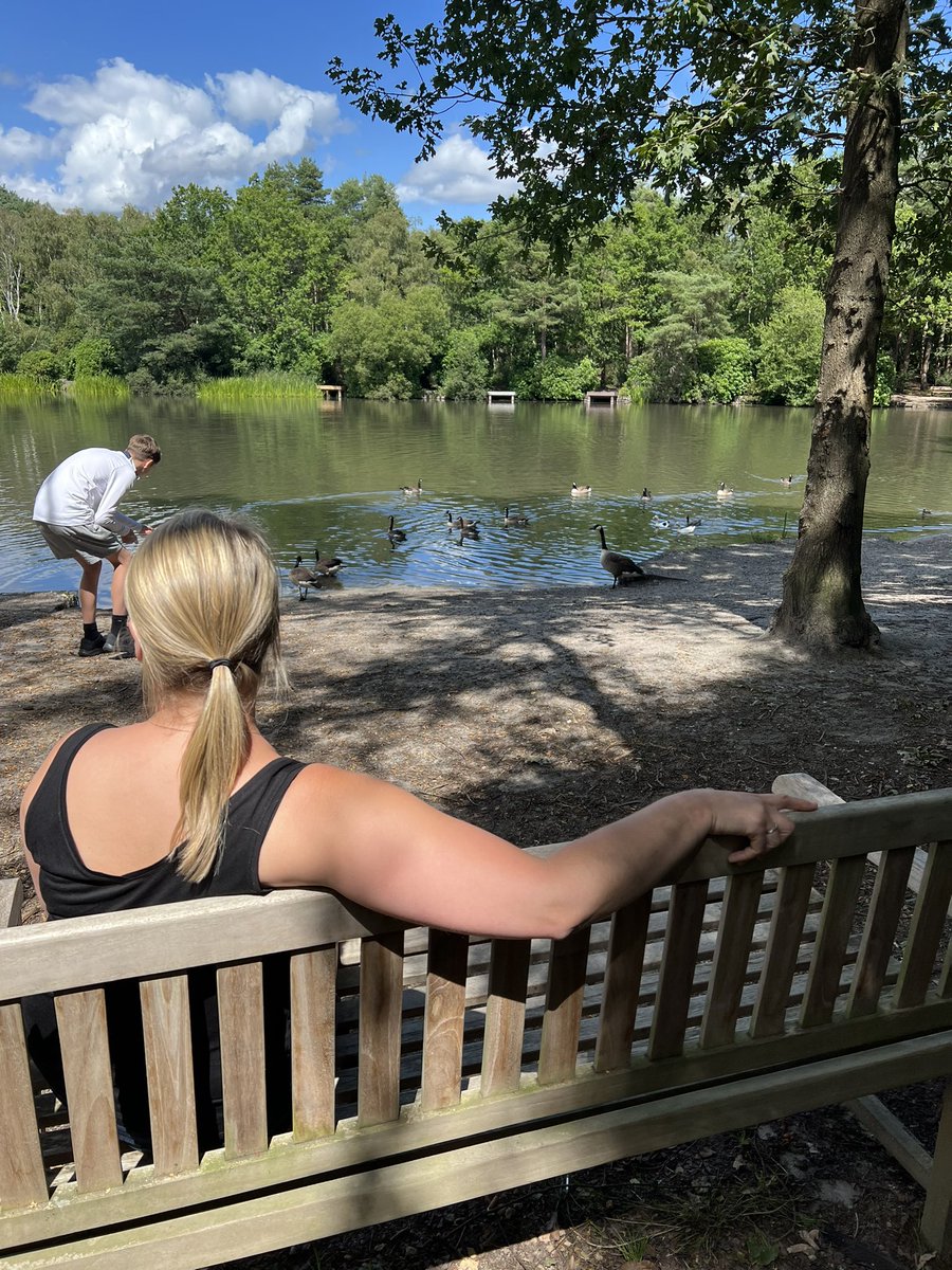 kelzabell's tweet photo. So excited to find an #AfterLife bench 🥰🥰 #hopeiseverything #MentalHealthMatters @rickygervais https://t.co/T9ebWtwqNC