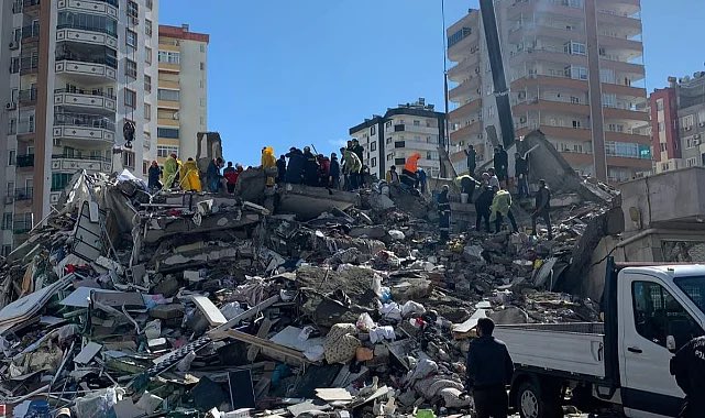 bizadanaliyik's tweet photo. Adana depreminde 65 kişinin hayatını kaybettiği Tutar Sitesi davasında takipsizlik kararı verildi. https://t.co/XTq8Kpwakp