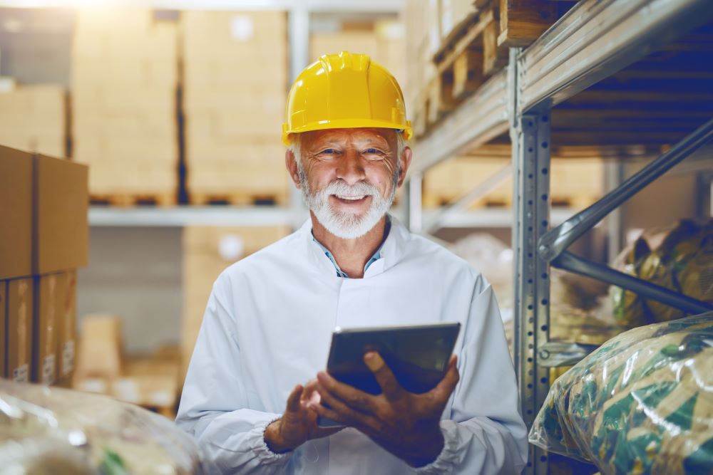 MCOAging's tweet photo. The Silver Workforce: As society embraces active aging and recognizes the value of older workers, it is crucial to create inclusive work environments that support and harness the contributions of individuals in their 80s and beyond.  https://t.co/GmreGFvPD7 #PowerInAging https://t.co/uIx4H6StWD