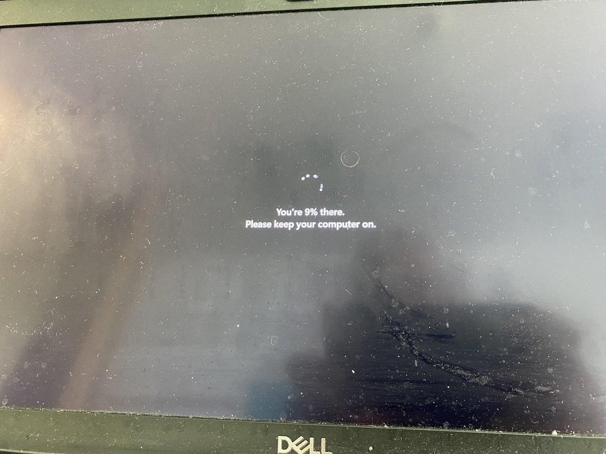grabnerandi's tweet image. When you trusted the “update only takes 6minutes” message and seeing this after 20 minutes :-(
And yes - I know - I need to clean my screen ;-)
#windowsupdates