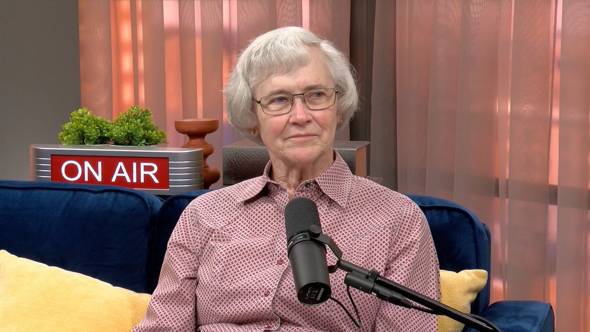#DYK <a href="/dbrl/">Daniel Boone Regional Library</a> hosts a monthly 'memory cafe' event for #caregivers and persons with #dementia? They also loan out 'memory care kits'! #memory #Alzheimers WATCH: bit.ly/43wd2ZH