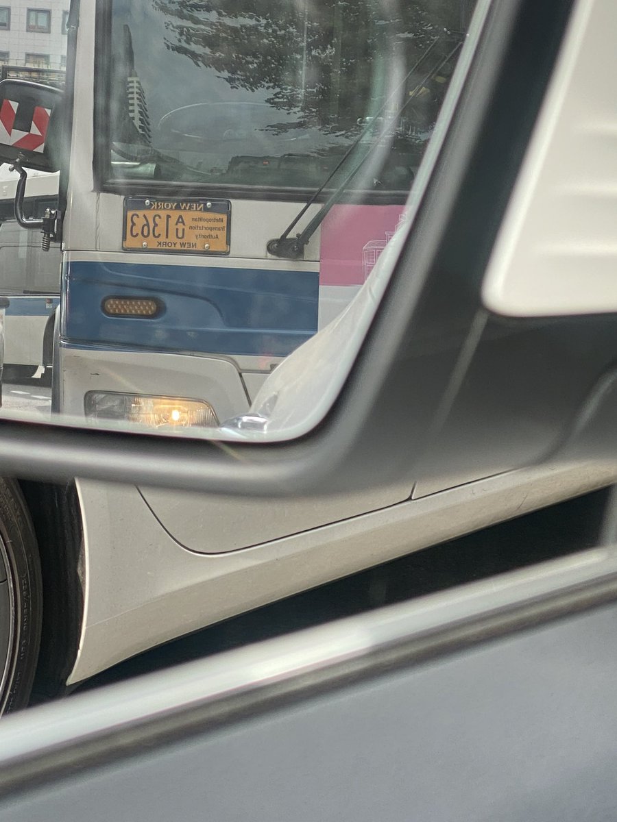 nv1978's tweet image. Hey @MTA @NYCTBus @nyc311 @NYCMayor why is UR Q60 driver acting up, honking and trying to cause an accident while in traffic. Let’s not talk about him skipping stops.This driving should not be serving the public since he’s clearly a hazard. Please help! #nyc #MTA #wrecklessdriver