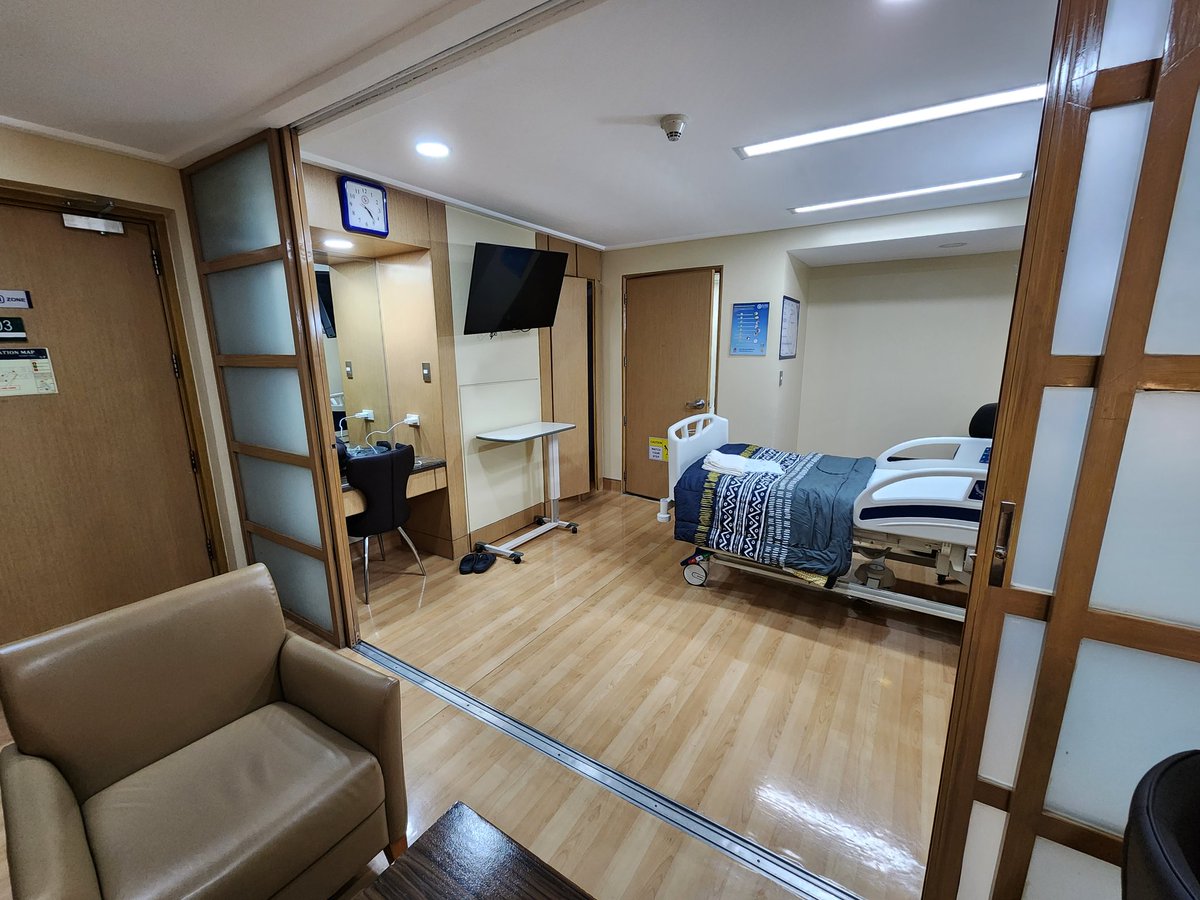 paulpasia's tweet photo. Home for tonight.
#executivecheckup https://t.co/0eDGZwT4vl