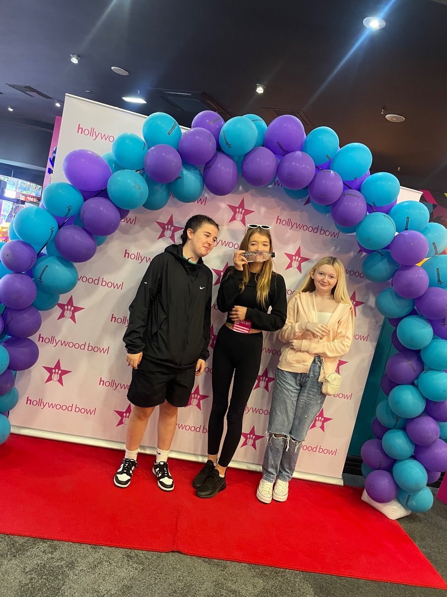 YFCLPathfinders's tweet image. Wee day out for some food and a few games of bowling for some of the young people of @caldersideac 🎳. 

Some of the girls had never been bowling before and thoroughly enjoyed it 🥳! 

#itsSLC #keepingintouch #summerfun