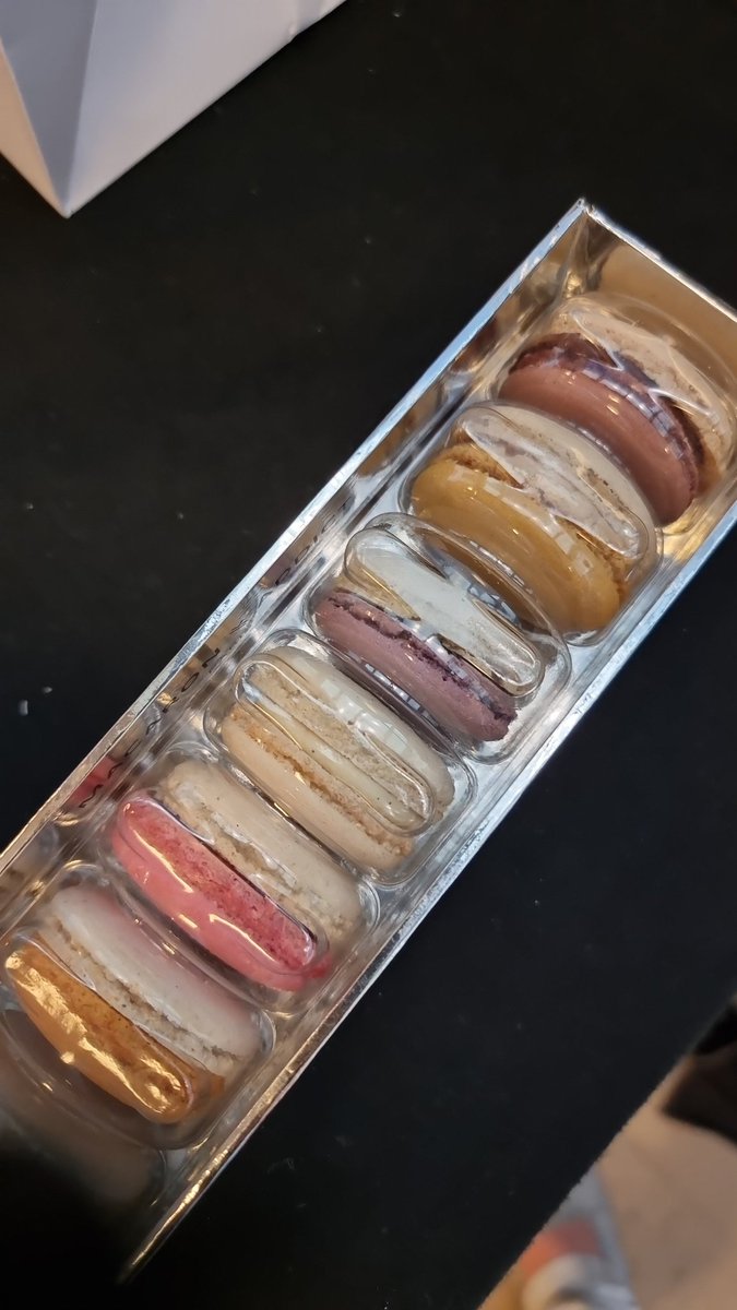 Macaron x Addict (@MacaronxAddict) / Posts / X
