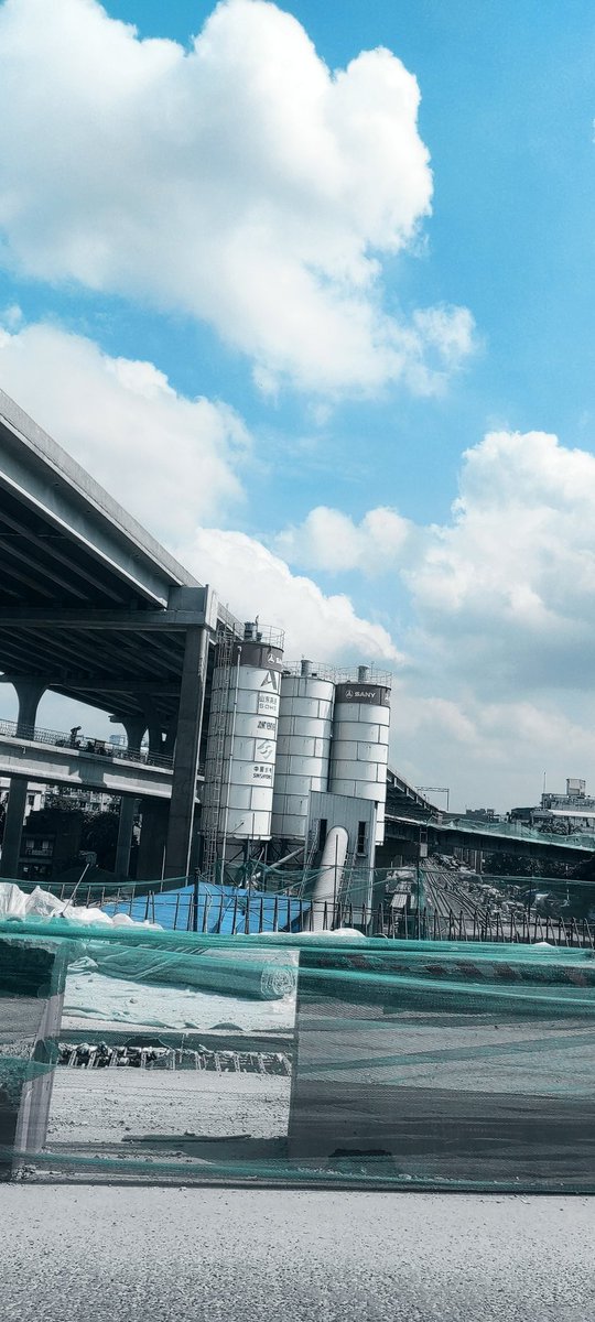 Witnessing progress! Dhaka Elevated Expressway shaping the city's future skyline. 🏗️🚧 #UnderConstruction #DhakaProgress #UrbanDevelopment