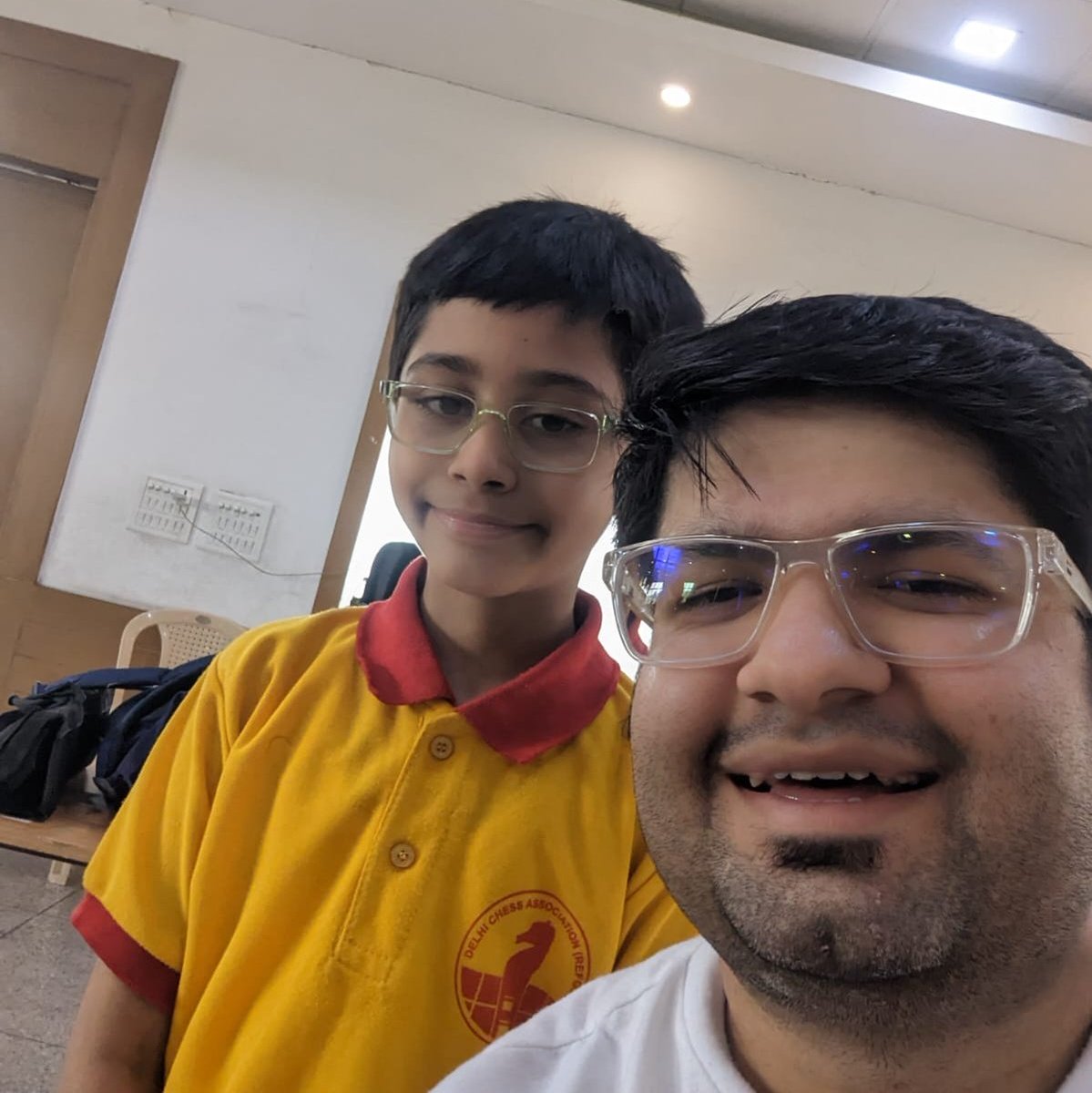 ChesskidIndia's tweet photo. 🎊 Happy news on #InternationalChessDay! 

🇮🇳 Indian ChessKid Hriday Garg shines at the Asian Schools Chess Tournament!

He is the only Indian to clinch the  U-7 Rapid, Classical and Blitz titles! 

Congratulations to Hriday and his coach @Hemant92Sharma https://t.co/UQ3thqabbe