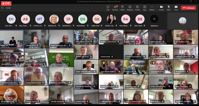 Sondersitzung zur UPD-Stiftung: Die Krankenkassen legen „die Spielregeln fest“:  Berlin – Der GKV-Spitzenverband soll mit der Arbeit für die Satzung der Stiftung Unabhängige Patientenberatung (UPD) beginnen. Das hat der Verwaltungsrat des… #UPD  dlvr.it/SsT9cw