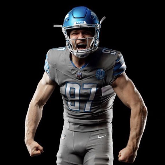 fashion_nfl's tweet photo. The Colts and Lions didn't get the memo. https://t.co/WAqPV7Yu0r
