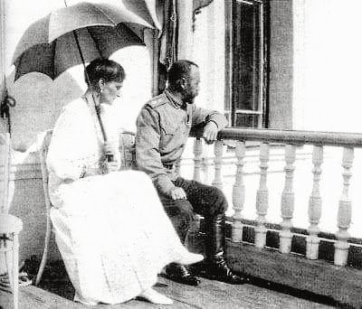 ConrothN's tweet photo. The last known photo of #TsarNicholas II, seen with his wife #TsarinaAlexandra  c. August 1917 https://t.co/7MbgwsIYek