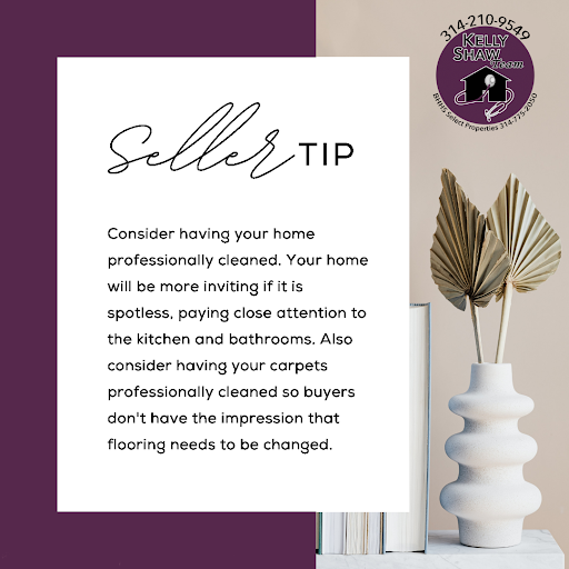 KellyShawTeam's tweet photo. It’s amazing how much of a difference a deep clean ✨ can make in the appearance of your home’s interior. This is a must do task if selling a home. 🏠
#STL #StLouisCounty #StLouis #STLhomes #StLouisRealEstate #STLrealestate #missourirealestate #missourihomes #KellyShawTeam https://t.co/7D5Z5atK3x