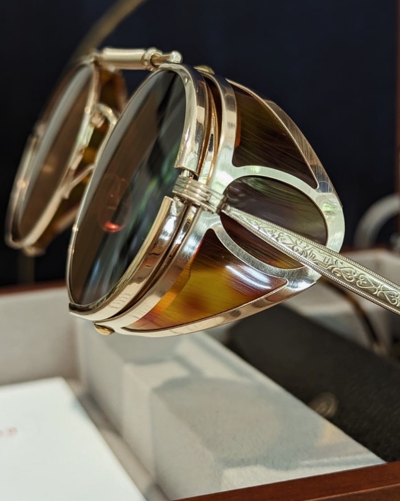 bckspace eyewear tweet media