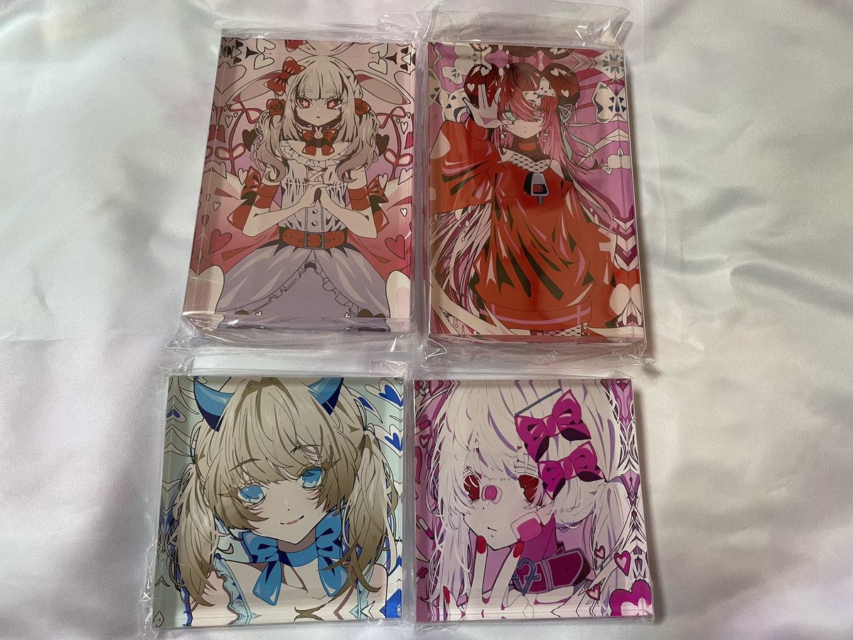 メルメリィマーケット!! 新作もりもりあります!!  個展で出したものも販売予定!! ユニット配置はF18 7/30日のみ参加!  現在、メルメリィ入場前売り券が販売中! あとアクリルブロックは在庫2個になりました!!  今から楽しみです!  #メルメリィマーケット #メルメリィ