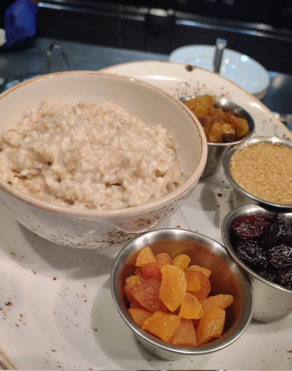 MusicCityTR's tweet photo. @BillisKing @ThePoguester @NashSportsRadio @NC5_JonBurton how about Banana Bread or buttermilk today @OmniNashville #KitchenNotes #GotBiscuits #AtTheOmni https://t.co/B7YWsljSIz