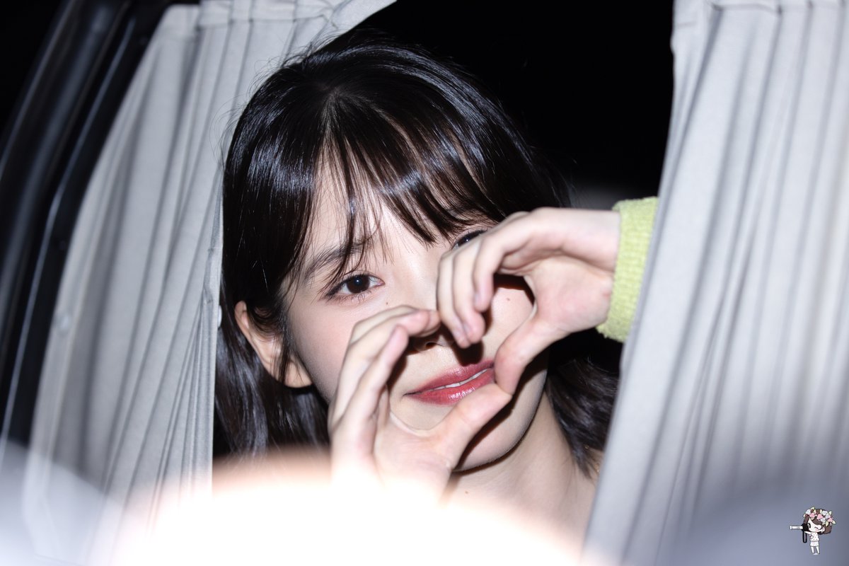 iu_snoopy's tweet photo. 230720 아이유 밀수 vip 시사회

#아이유 https://t.co/8EfheAqi9L