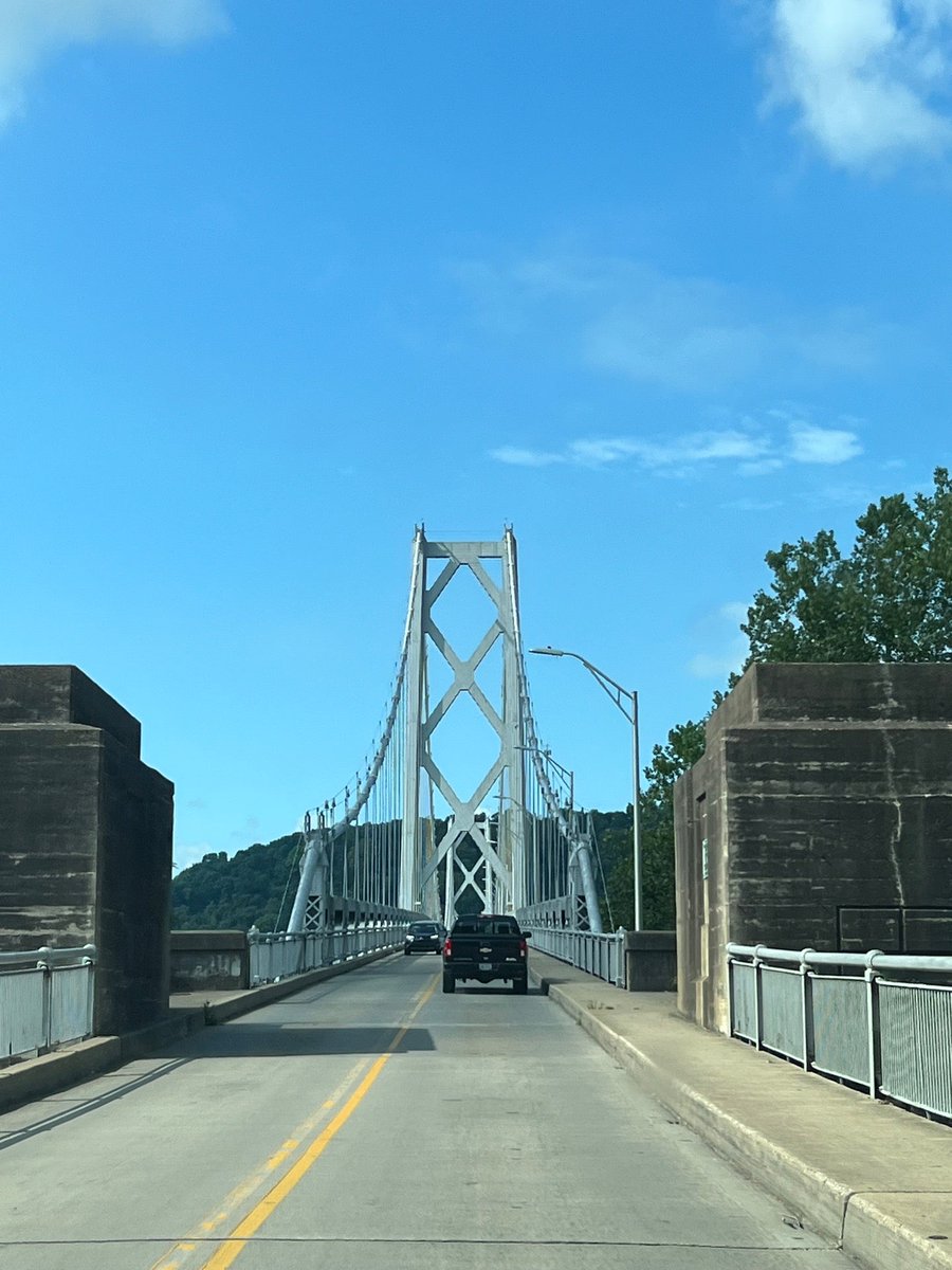Hi KY! (@ Simon Kenton Memorial Bridge in Maysville, KY w/ @wolf1869) swarmapp.com/c/4eUTO7knJmF