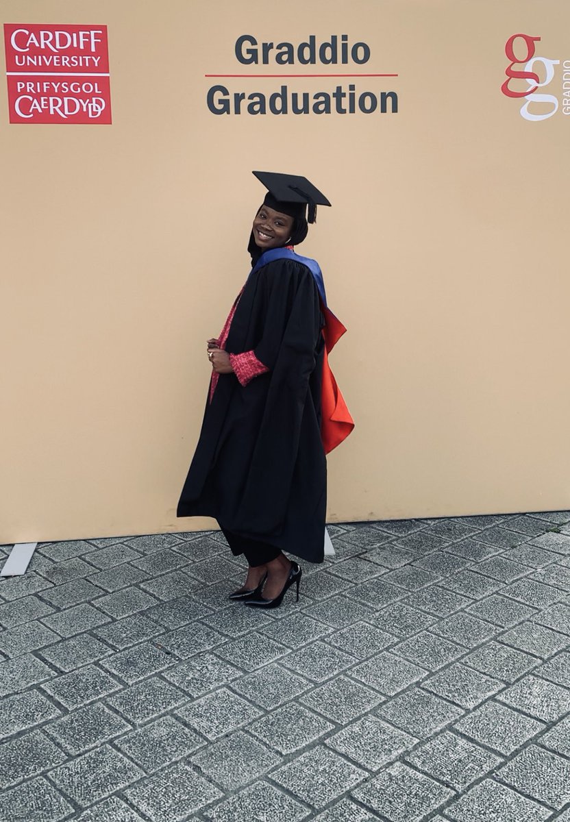 Umm A• tweet media