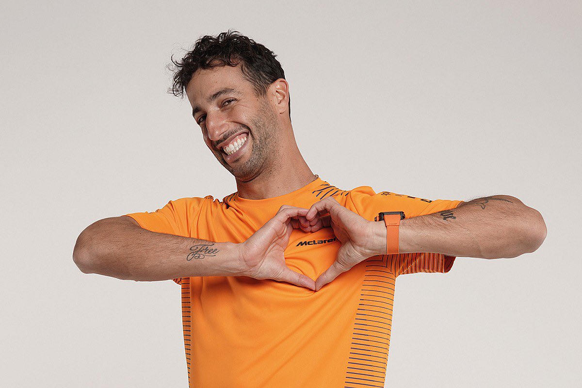 ExhaustNotesFM's tweet image. 