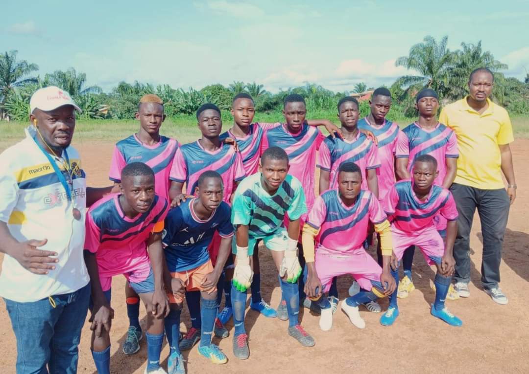 TrailheadInt's tweet photo. TRAILHEAD GUINEA: Pastor Titus and Annie Deline are our first Avance Sport Directors in Guinea! Titus is developing youth sports outreach programs in Guinea. Huge thanks to our incredible partners in West Africa, Cornelius Martor and Austin Nyaplue with Life Chapel International. https://t.co/agWHJn6Y5f