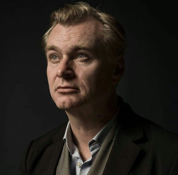 FilmUpdates's tweet photo. Christopher Nolan on potentially directing a James Bond film:

“The influence of those movies in my filmography is embarrassingly apparent. It would be an amazing privilege to do one.” https://t.co/SUlMLB1dil