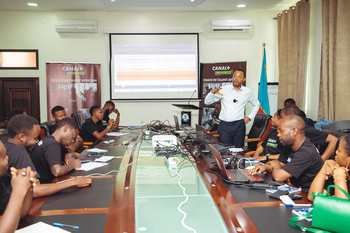 KayembeDido1's tweet photo. CANAL+ via sa plateforme de formation CANAL+UNIVERSITY a organisé une session de formation autour du journalisme sportif avec notre célèbre présentateur @CharlesMbuya du 26 au 30 Juin à Goma.
Retour en images
#CANALPLUSRDC https://t.co/htjpunZ4Lp