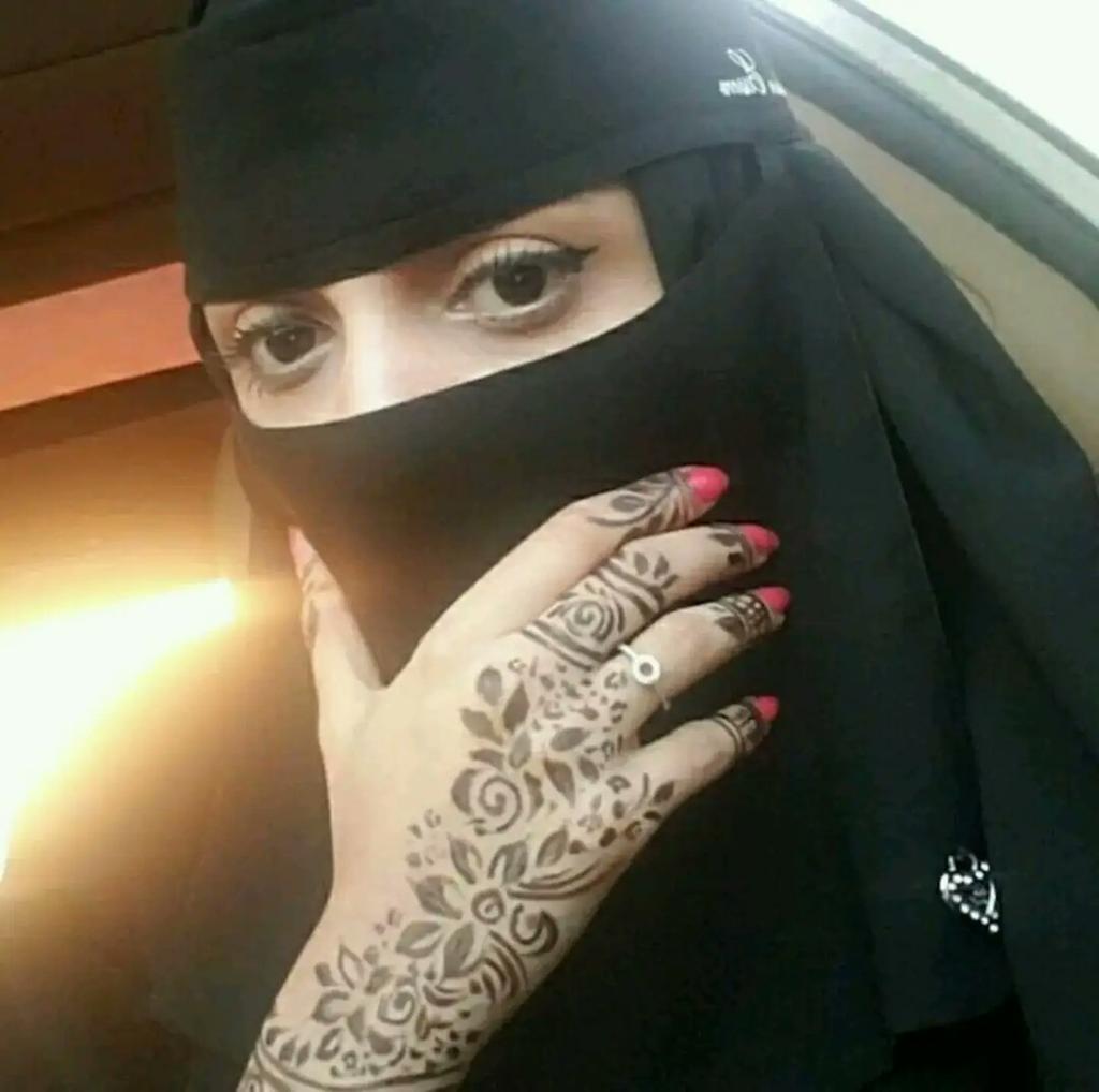 يمنيه مقيمه في الجبيل. ـ tweet media